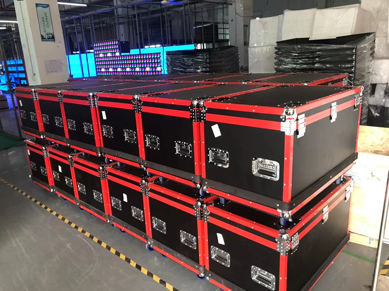 LED显示屏航空箱