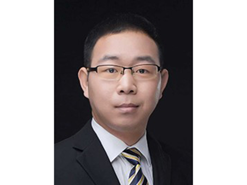 李律师