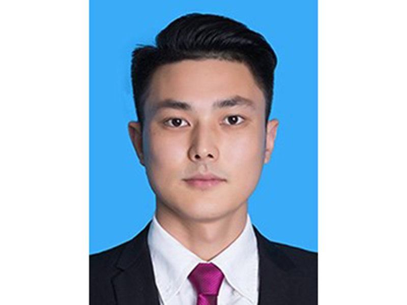 逯律师