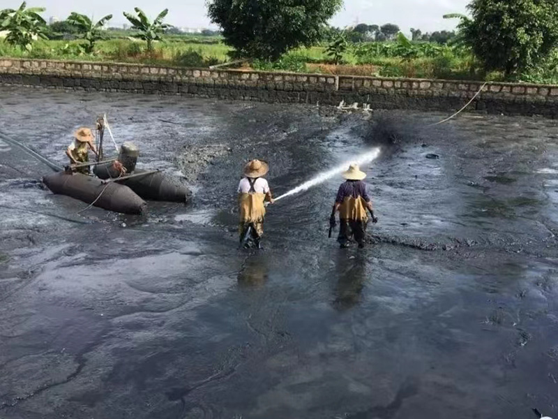 水塘清淤