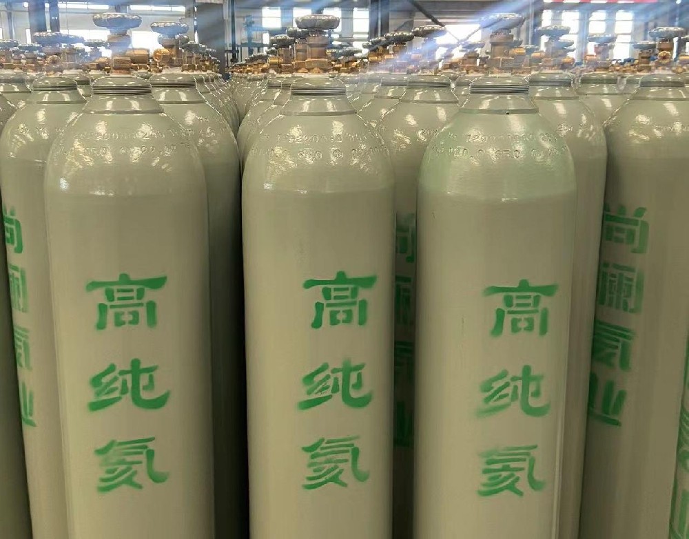 U of A 找到卡尔加里的恩人来帮助解决氦气短缺问题