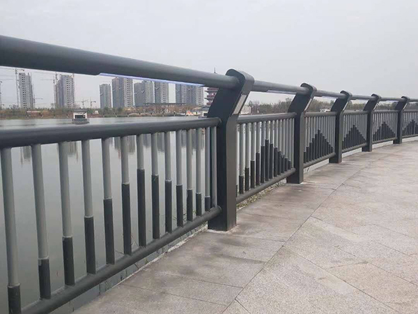 灯光护栏
