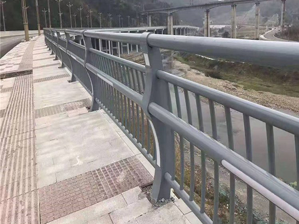 灯光护栏