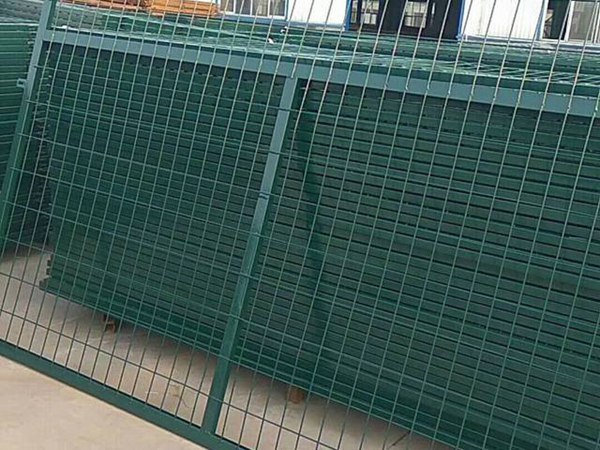 铁路防护网