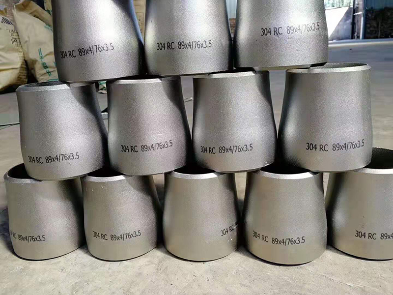 异径管