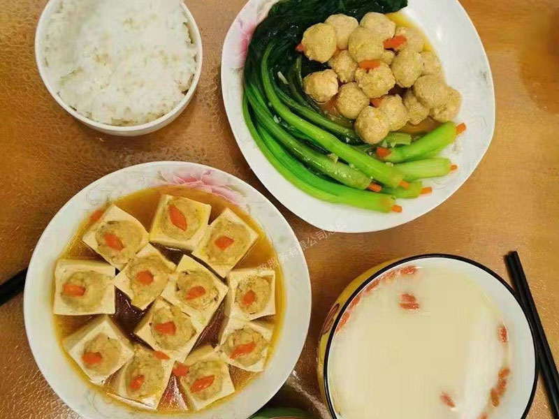 月子餐