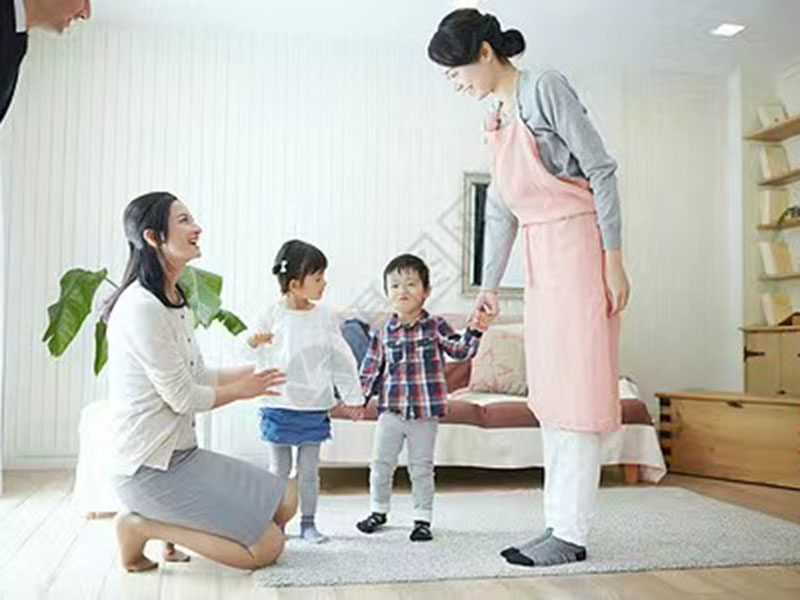 保姆