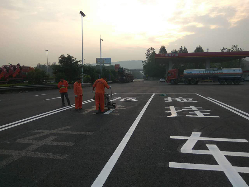 高速道路划线