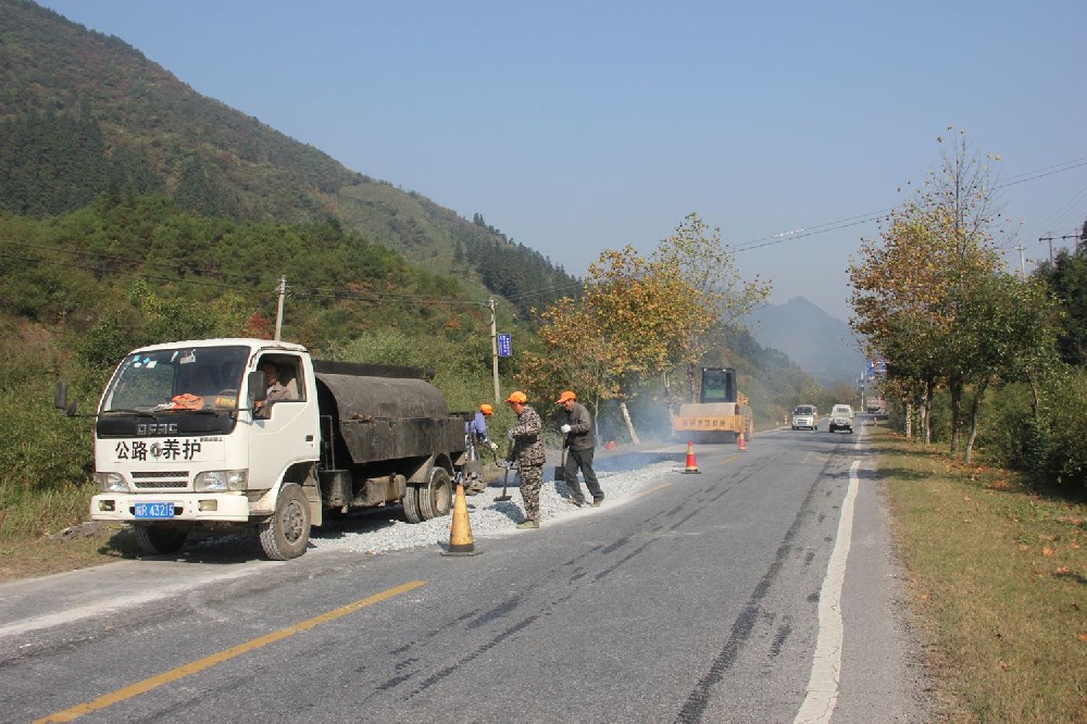 高速道路修补