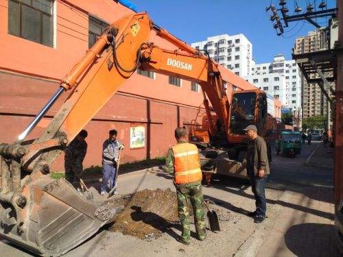 小面积路修补