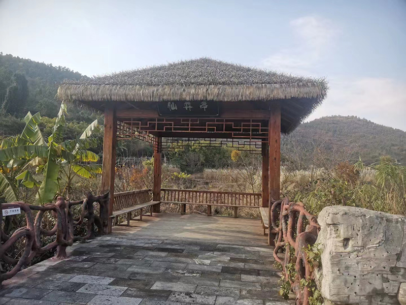 防腐木凉亭