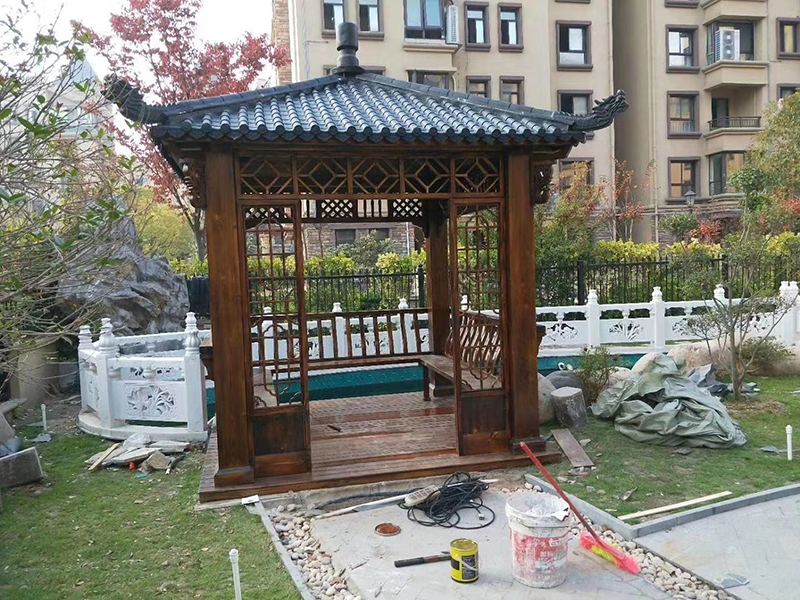 防腐木凉亭