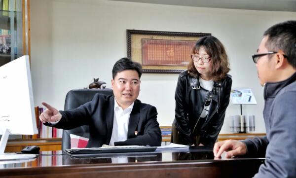 广州白云区创新创业服务领军人才：胡贺松