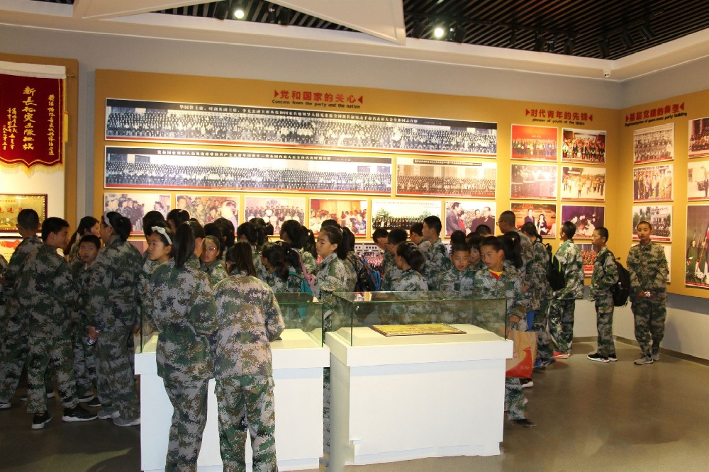 乌审旗小学