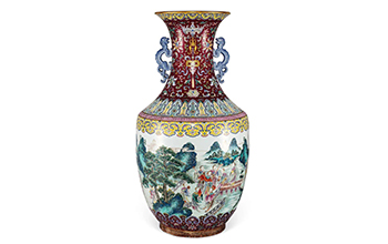 洋彩胭脂紫地描金通景“歌舞升平”福在眼前双螭耳大瓶