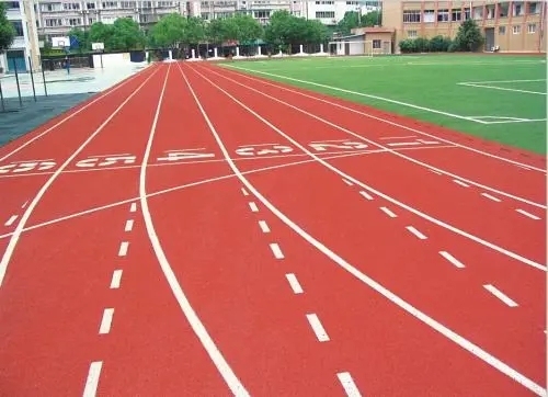 透气型跑道