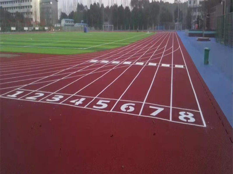 成都籍田中学-透气型跑道