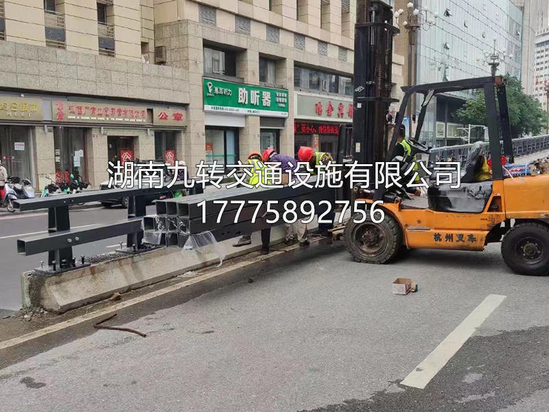 桥梁护栏