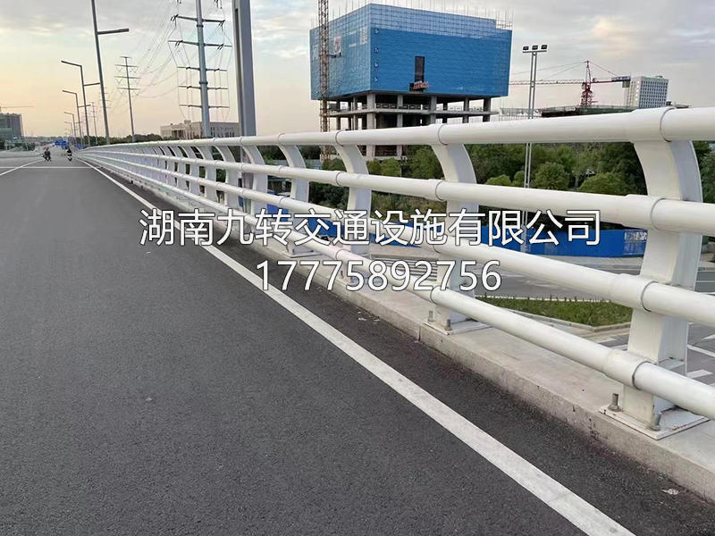 桥梁护栏