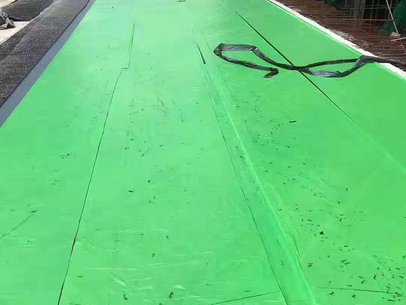 湿铺自粘防水卷材